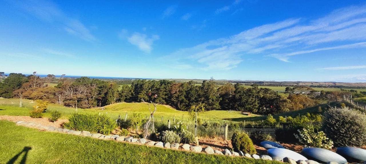 Hill Top Retreat Lower Dashwood Exterior foto